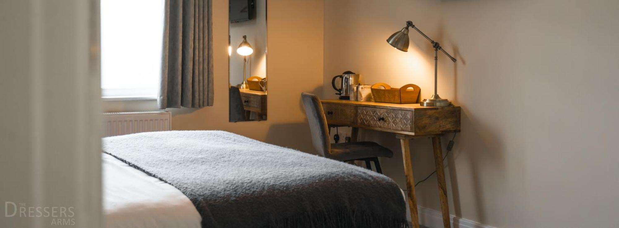 Rooms At The Dressers Arms ชอร์เลย์ ภายนอก รูปภาพ